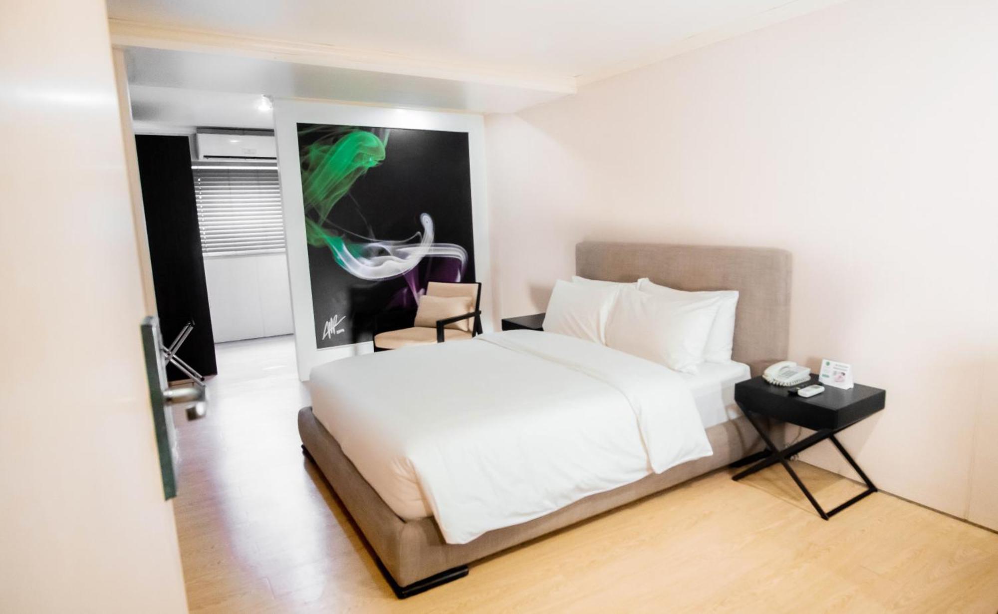 Green Sun Hotel Makati City Dış mekan fotoğraf