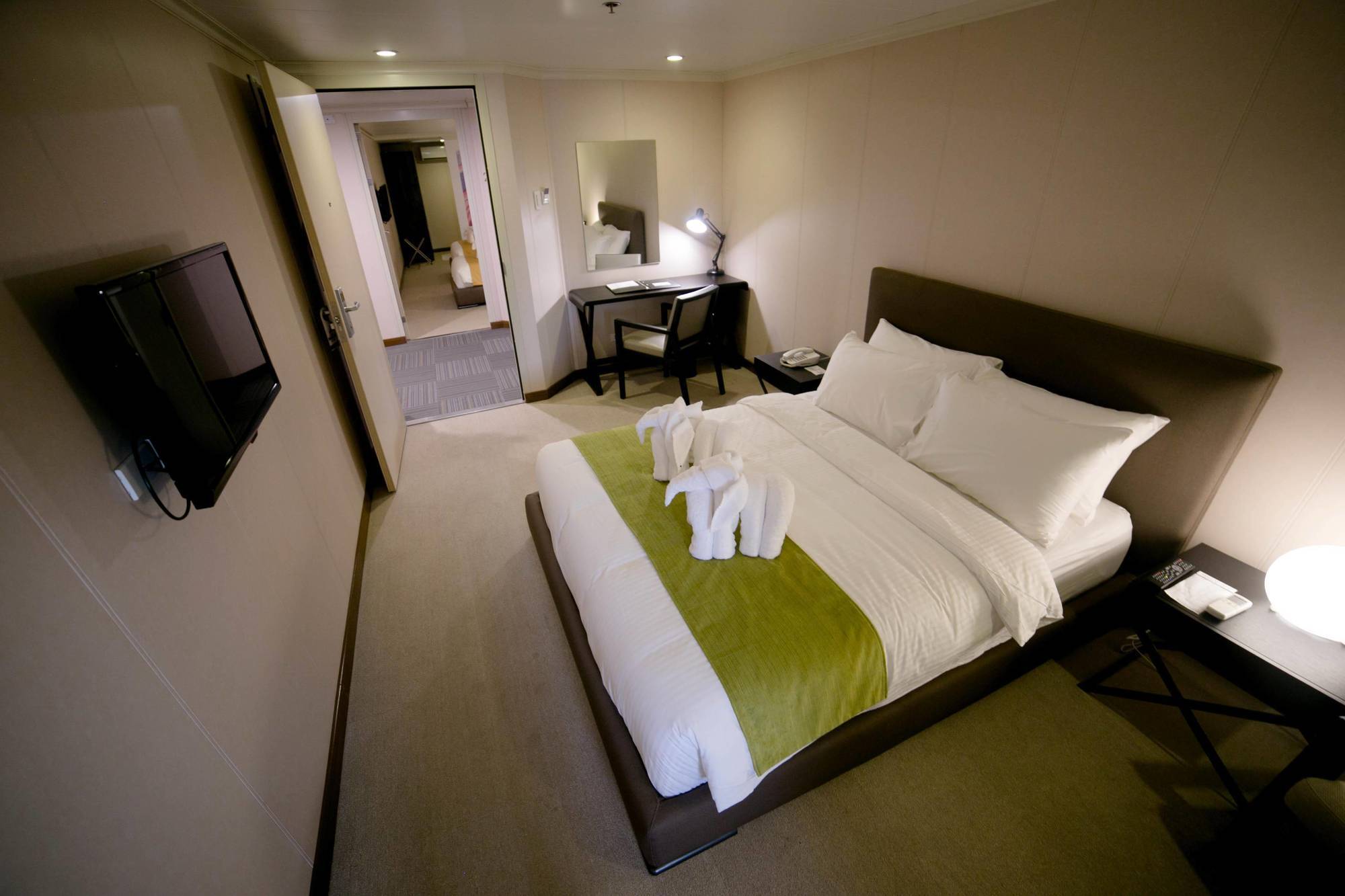 Green Sun Hotel Makati City Dış mekan fotoğraf