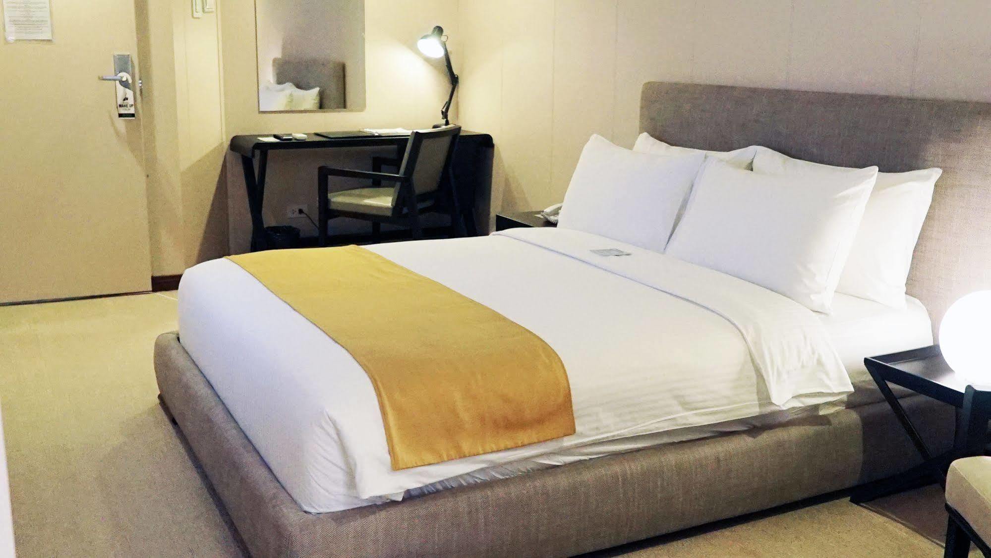 Green Sun Hotel Makati City Dış mekan fotoğraf