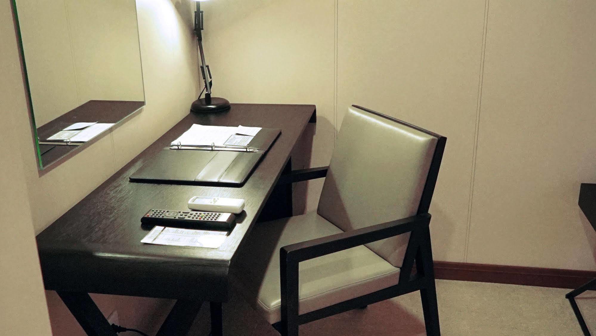 Green Sun Hotel Makati City Dış mekan fotoğraf